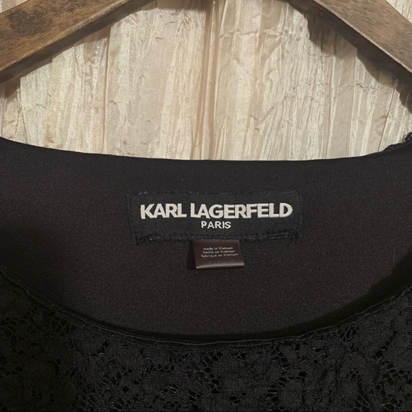 Karl Lagerfeld Paris Lace Overlay T-Shirt Black Size Small - Picture 4 of 7